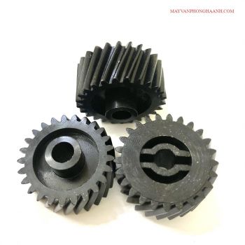 Bánh răng số T1 (25 răng) đầu trục khế thẳng hộp từ E 600/ 520/ 720/ 723/ 655/ 850/ 656/ 657