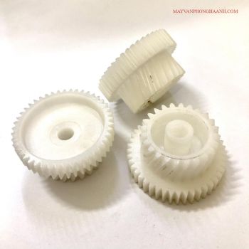 Bánh răng số 206 (29 - 45 răng) đầu trục khế hộp từ E 550/ 650/ 810