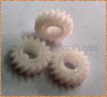 Bánh răng số 205 (17 răng) đầu trục từ E 550/ 520/ 720/ 723