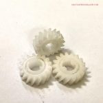 Bánh răng số 205 (17 răng) đầu trục từ E 550/ 520/ 720/ 723