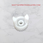 Bánh răng số V17 (27 răng) vách trống E 350/ 352/ 353/ 450